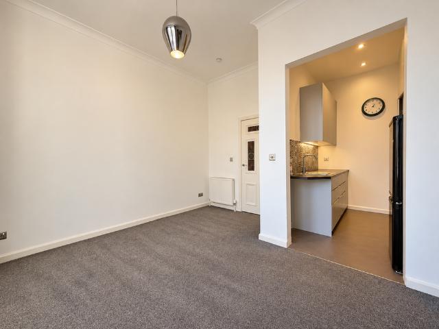 Apartment for rent in Haghill, Glasgow