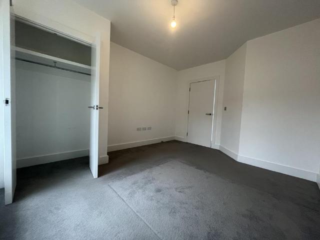 Apartment for rent in Vinters Park, Midway