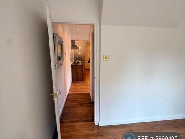 Apartment for rent in Homerton, Greater London