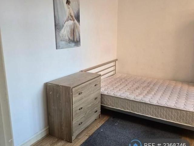 Apartment for rent in Chilvers Coton, Camp Hill