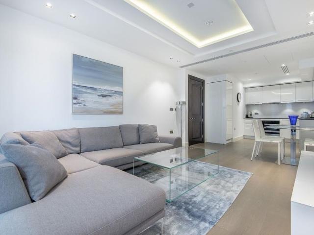 Apartment for rent in Kensington, Greater London