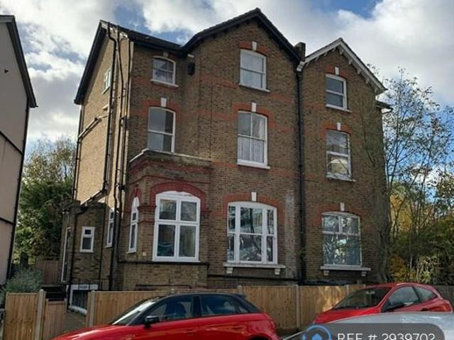 Flat for rent in Penge, Greater London