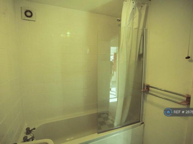 Apartment for rent in London Borough of Croydon, Greater London