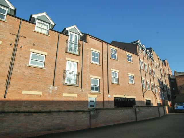 Flat for rent in Dothill, Wellington