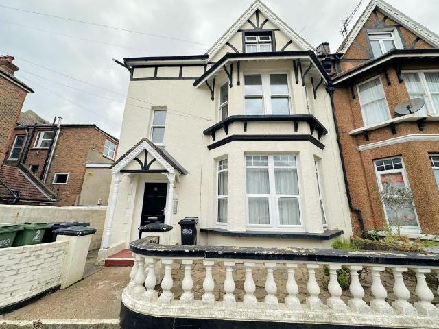 Flat for rent in Central, Heathlands