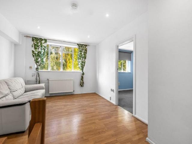 Apartment for rent in London Borough of Wandsworth, Greater London