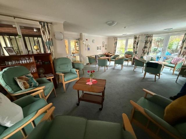 Apartment for rent in Carshalton Beeches, Greater London