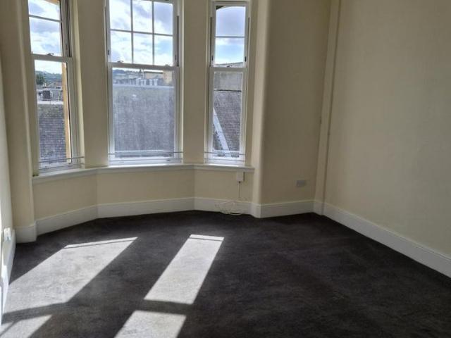Apartment for rent in Bridgend, Moneydie