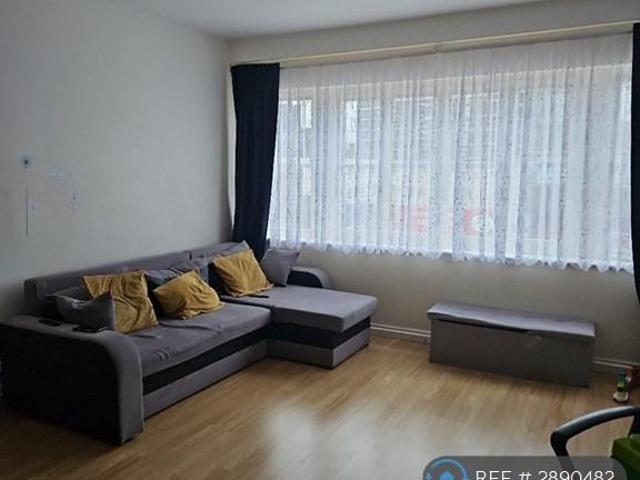 Flat for rent in Greater London