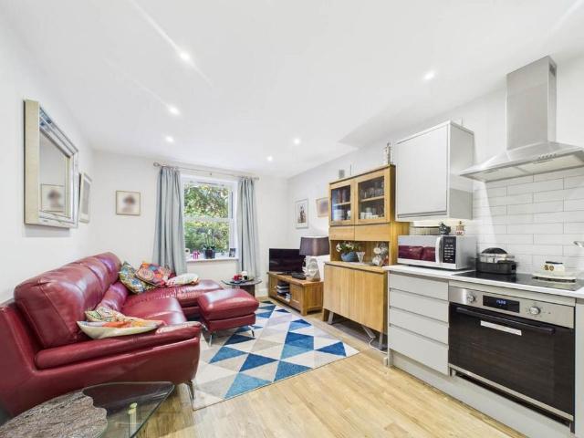 Apartment for rent in West Cliff, Bournemouth