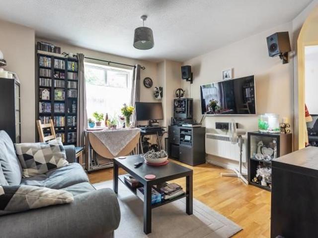 Apartment for rent in Langford Village, Evershot
