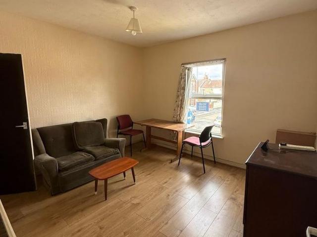 Apartment for rent in Okus, Swindon