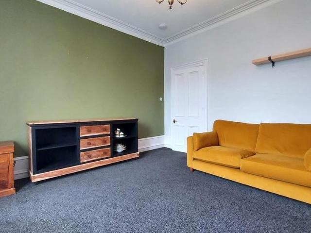 Apartment for rent in Ashley, Ballindoch