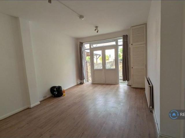 Apartment for rent in Greater London