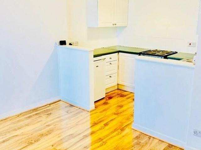 Apartment for rent in West Marina, Guestling Green