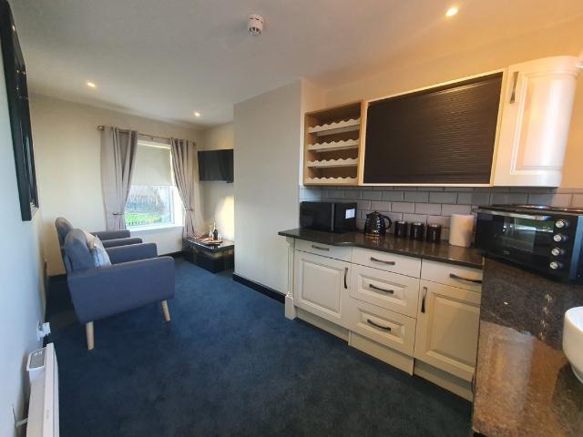 Apartment for rent in Lindley, West Yorkshire