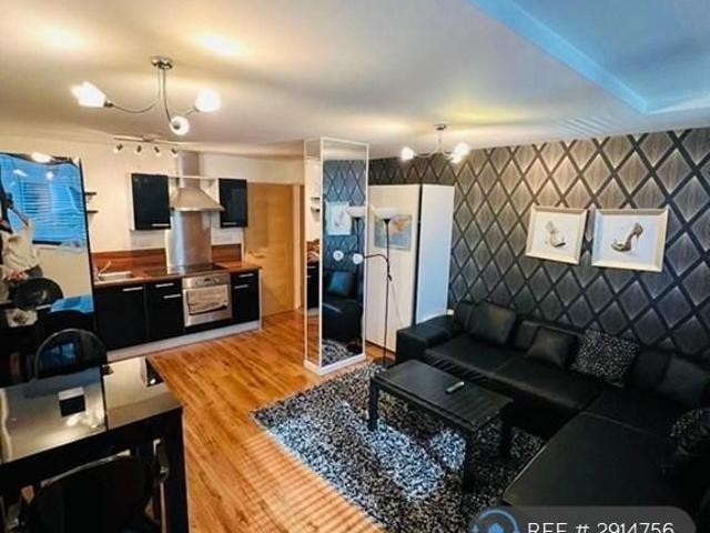 Apartment for rent in Cavern Quarter, Calderstones