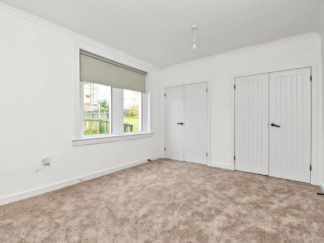 Apartment for rent in South Barrwood, Kilsyth
