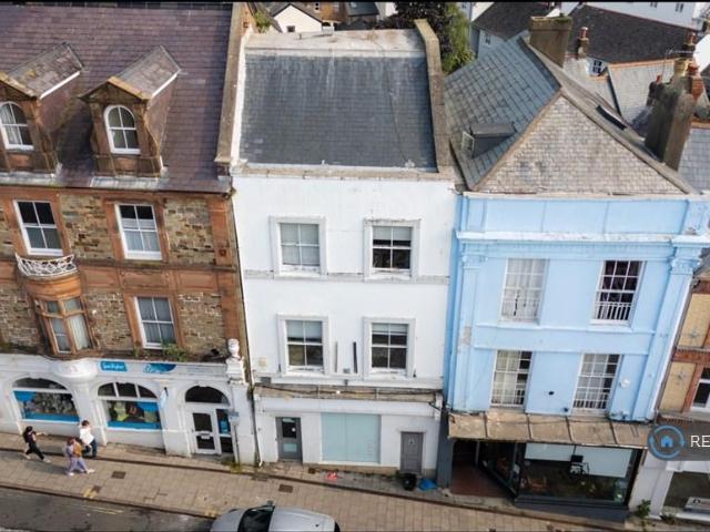 Flat for rent in Brandis Corner, Devon