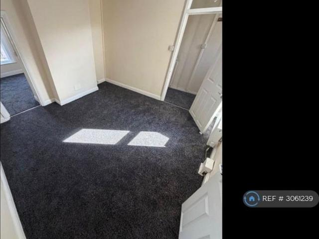 Apartment for rent in Brompton, Gillingham