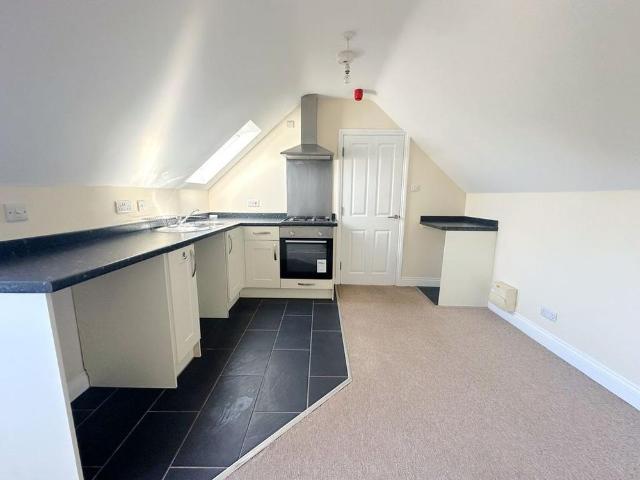 Apartment for rent in Glyne Gap, Heathlands
