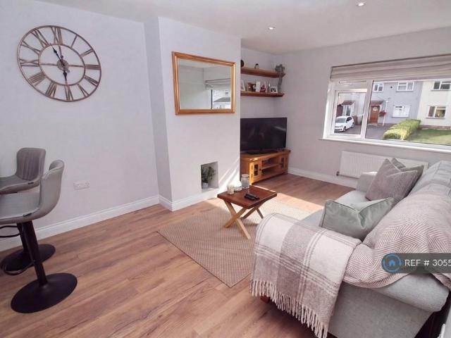Apartment for rent in Street, Somerset