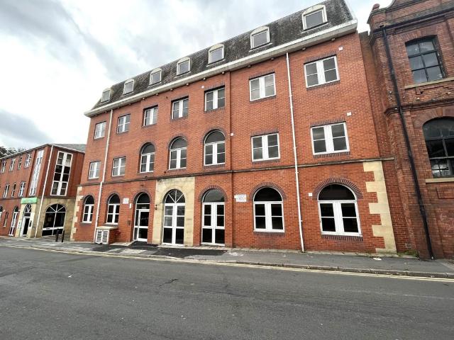 Flat for rent in Belle Isle, West Yorkshire