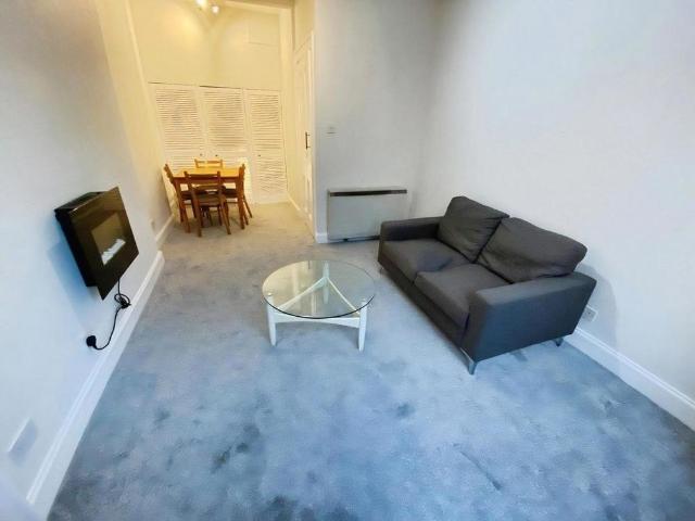 Apartment for rent in Merchiston, Scotland