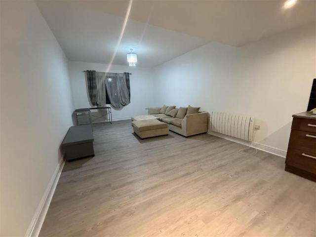 Apartment for rent in Haddon, East Midlands