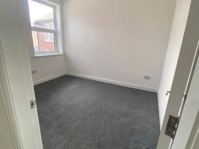 Apartment for rent in Crown Point, Tameside