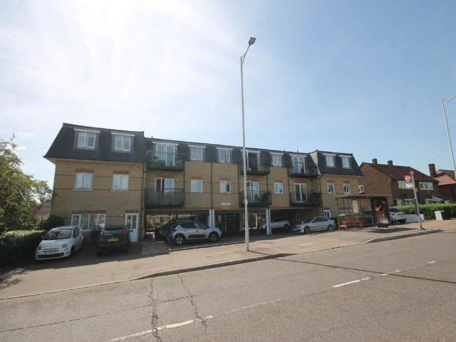 Flat for rent in Chigwell, Epping