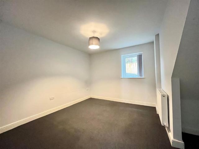 Apartment for rent in Newtown, Salford
