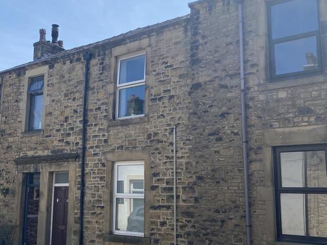 Flat for rent in Longridge, Paradise