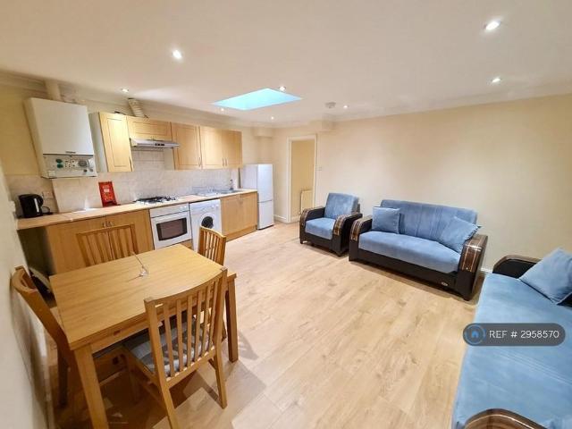 Apartment for rent in Finsbury Park, Greater London
