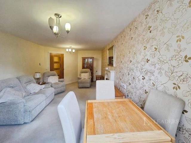 Apartment for rent in Eastleigh, Helford