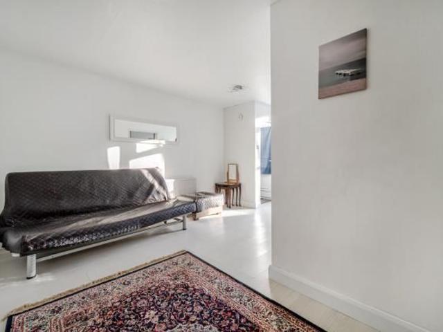 Apartment for rent in Clewer Village, Windsor