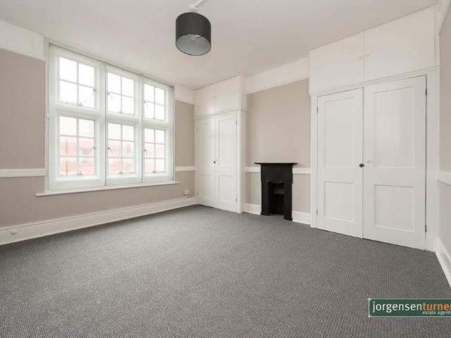 Apartment for rent in Shepherd's Bush, Greater London