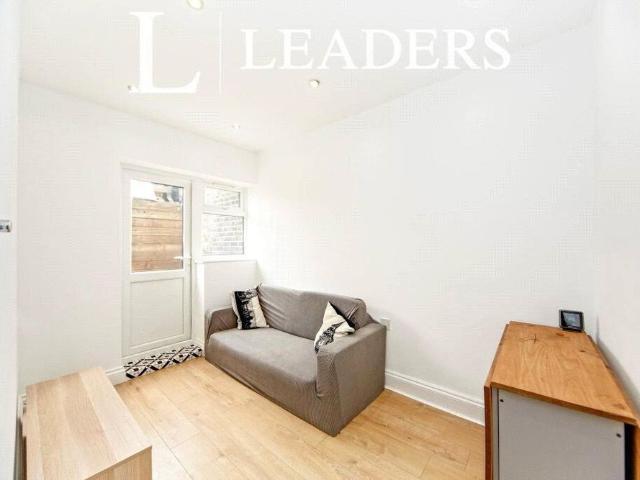 Apartment for rent in London Borough of Croydon, Greater London