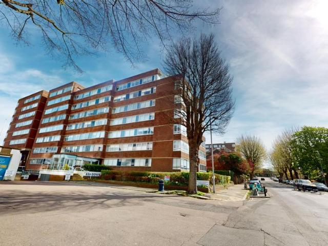 Flat for rent in Brunswick