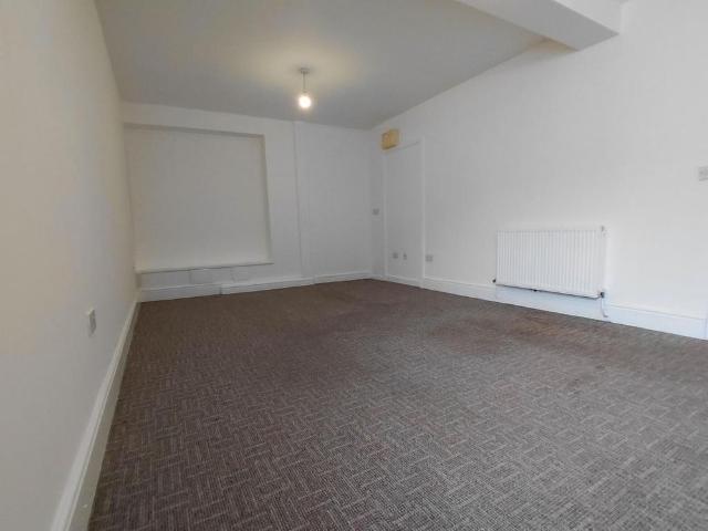 Apartment for rent in Pembroke Dock, Wales