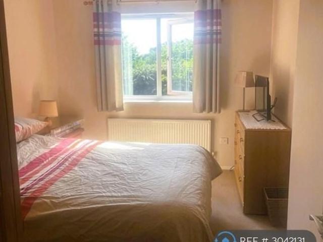 Apartment for rent in Stroud Green, Rochford