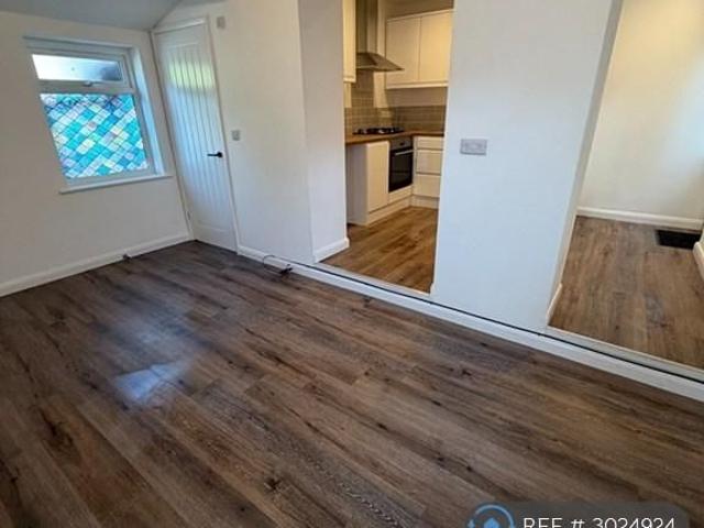 Apartment for rent in St Leonards Green, Guestling Green
