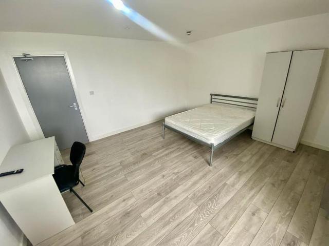 Apartment for rent in Brynmill, Swansea
