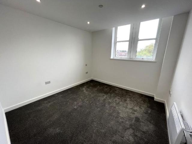 Apartment for rent in Belle Isle, West Yorkshire