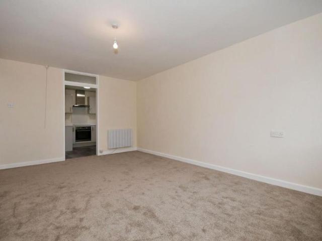 Apartment for rent in Loundsley Green, East Midlands