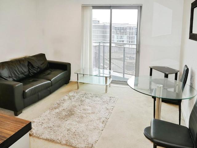 Apartment for rent in Steander, Leeds