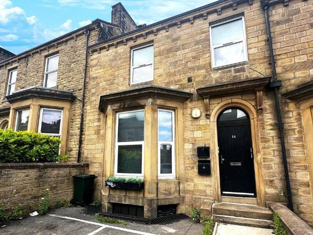 Flat for rent in Exley Head, Keighley