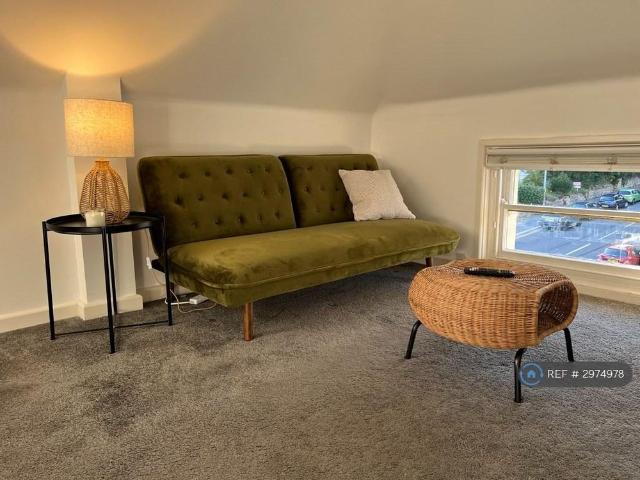 Apartment for rent in Silverhill, Guestling Green
