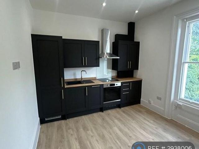 Flat for rent in Bickley, Greater London