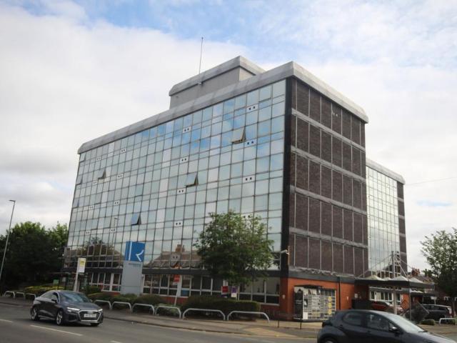 Flat for rent in Broadheath, Trafford Park